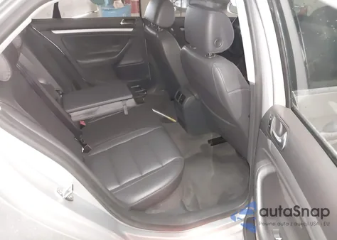 2006 Volkswagen Jetta 2.5 z USA, uszkodzony, nr VIN 3VWSG71K46M728792